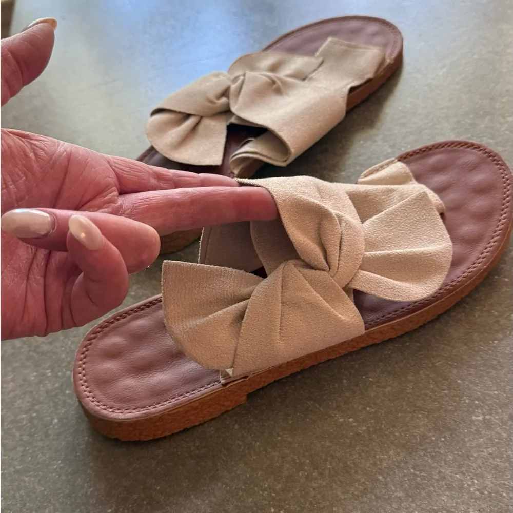 Women's Tan Sandals - Picture 5 of 5